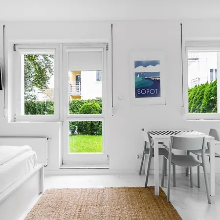Daire Billberry - White Positano Sopot